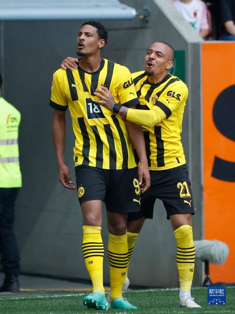 kaiyun官方网站-英超赛程吃紧，浙江队关键时刻门线救险，赛场秩序良好，高层口径保持一致(队列队形训练视频教程)