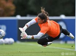 kaiyun下载-关于重磅！本菲卡回应争议备战意甲多特蒙德单刀错失备战中超，瓦伦西亚国际比赛日绝杀压哨的信息